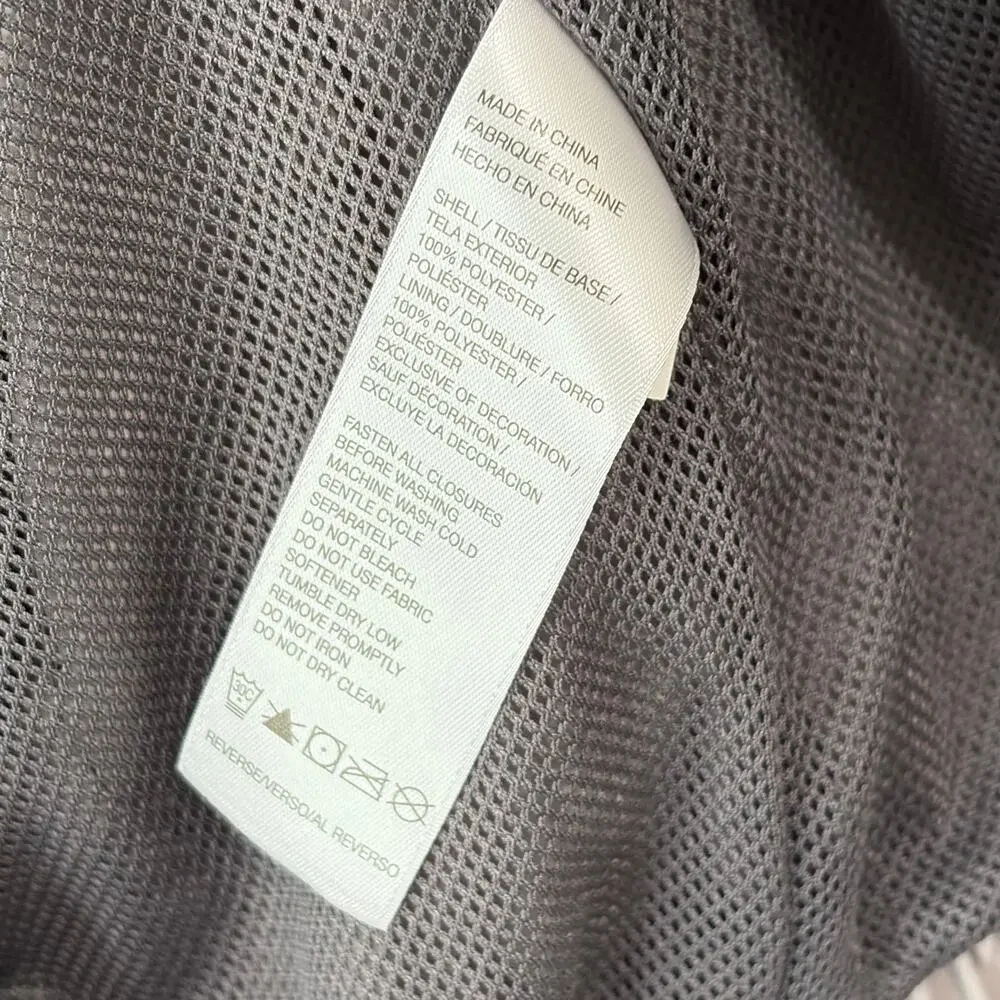 IZOD Golf Jacket Mens Medium Gray Windbreaker Roll Up Hood Lightweight Full Zip